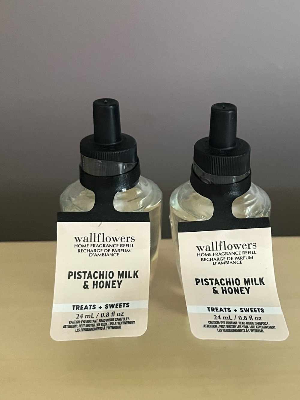 New Two White Barn Bath Body Works Pistachio Milk & Honey Wallflowers Refills